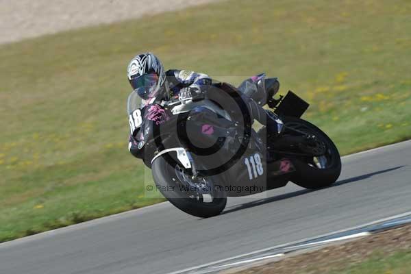 Motorcycle action photographs;donington;donington park leicestershire;donington photographs;event digital images;eventdigitalimages;no limits trackday;peter wileman photography;trackday;trackday digital images;trackday photos