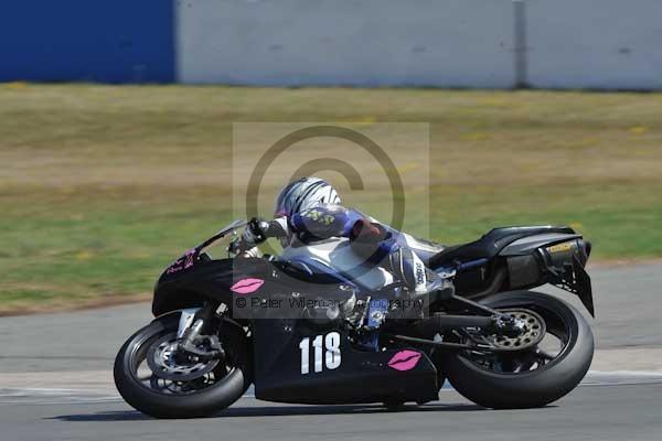 Motorcycle action photographs;donington;donington park leicestershire;donington photographs;event digital images;eventdigitalimages;no limits trackday;peter wileman photography;trackday;trackday digital images;trackday photos