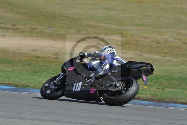 Motorcycle action photographs;donington;donington park leicestershire;donington photographs;event digital images;eventdigitalimages;no limits trackday;peter wileman photography;trackday;trackday digital images;trackday photos