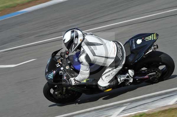 Motorcycle action photographs;donington;donington park leicestershire;donington photographs;event digital images;eventdigitalimages;no limits trackday;peter wileman photography;trackday;trackday digital images;trackday photos