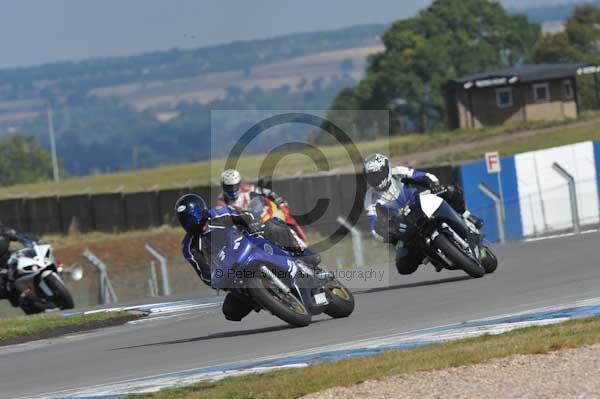 Motorcycle action photographs;donington;donington park leicestershire;donington photographs;event digital images;eventdigitalimages;no limits trackday;peter wileman photography;trackday;trackday digital images;trackday photos