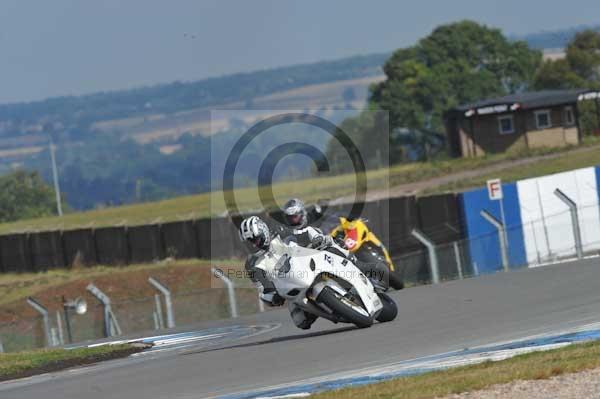 Motorcycle action photographs;donington;donington park leicestershire;donington photographs;event digital images;eventdigitalimages;no limits trackday;peter wileman photography;trackday;trackday digital images;trackday photos