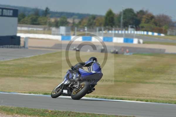 Motorcycle action photographs;donington;donington park leicestershire;donington photographs;event digital images;eventdigitalimages;no limits trackday;peter wileman photography;trackday;trackday digital images;trackday photos