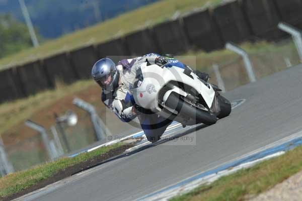 Motorcycle action photographs;donington;donington park leicestershire;donington photographs;event digital images;eventdigitalimages;no limits trackday;peter wileman photography;trackday;trackday digital images;trackday photos