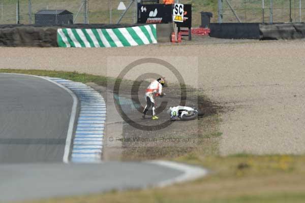 Motorcycle action photographs;donington;donington park leicestershire;donington photographs;event digital images;eventdigitalimages;no limits trackday;peter wileman photography;trackday;trackday digital images;trackday photos