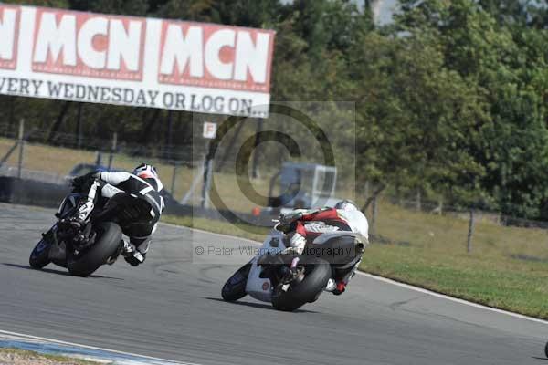 Motorcycle action photographs;donington;donington park leicestershire;donington photographs;event digital images;eventdigitalimages;no limits trackday;peter wileman photography;trackday;trackday digital images;trackday photos