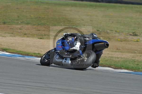 Motorcycle action photographs;donington;donington park leicestershire;donington photographs;event digital images;eventdigitalimages;no limits trackday;peter wileman photography;trackday;trackday digital images;trackday photos