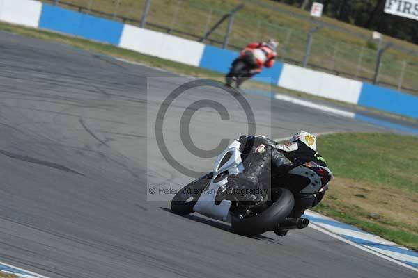 Motorcycle action photographs;donington;donington park leicestershire;donington photographs;event digital images;eventdigitalimages;no limits trackday;peter wileman photography;trackday;trackday digital images;trackday photos