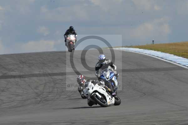 Motorcycle action photographs;donington;donington park leicestershire;donington photographs;event digital images;eventdigitalimages;no limits trackday;peter wileman photography;trackday;trackday digital images;trackday photos