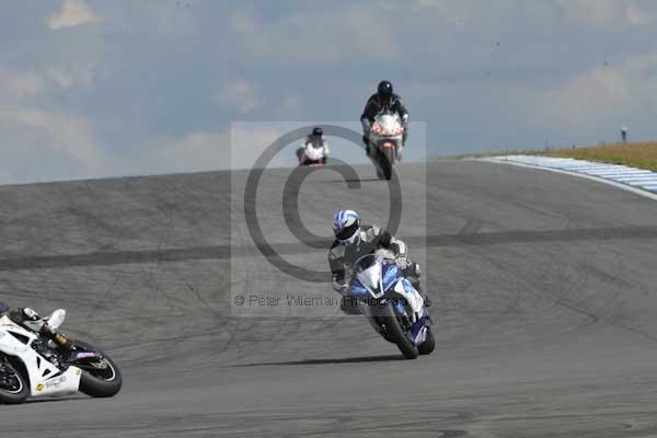 Motorcycle action photographs;donington;donington park leicestershire;donington photographs;event digital images;eventdigitalimages;no limits trackday;peter wileman photography;trackday;trackday digital images;trackday photos