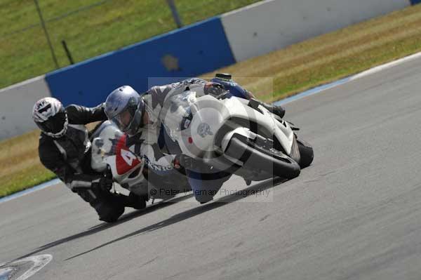 Motorcycle action photographs;donington;donington park leicestershire;donington photographs;event digital images;eventdigitalimages;no limits trackday;peter wileman photography;trackday;trackday digital images;trackday photos