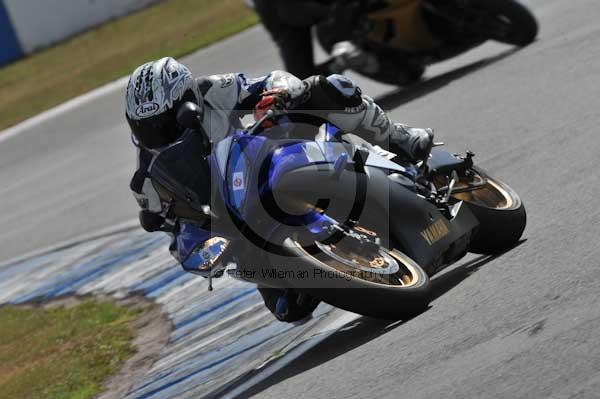 Motorcycle action photographs;donington;donington park leicestershire;donington photographs;event digital images;eventdigitalimages;no limits trackday;peter wileman photography;trackday;trackday digital images;trackday photos