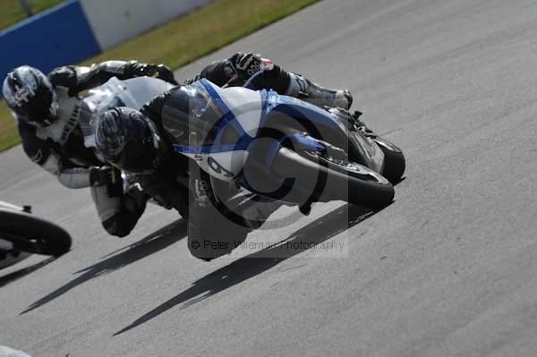 Motorcycle action photographs;donington;donington park leicestershire;donington photographs;event digital images;eventdigitalimages;no limits trackday;peter wileman photography;trackday;trackday digital images;trackday photos