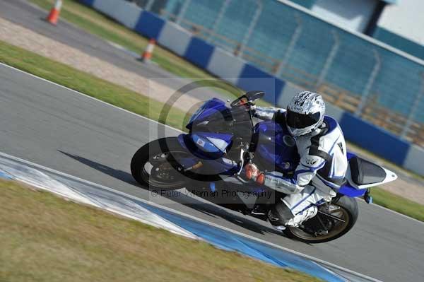 Motorcycle action photographs;donington;donington park leicestershire;donington photographs;event digital images;eventdigitalimages;no limits trackday;peter wileman photography;trackday;trackday digital images;trackday photos