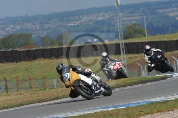 Motorcycle action photographs;donington;donington park leicestershire;donington photographs;event digital images;eventdigitalimages;no limits trackday;peter wileman photography;trackday;trackday digital images;trackday photos