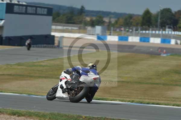 Motorcycle action photographs;donington;donington park leicestershire;donington photographs;event digital images;eventdigitalimages;no limits trackday;peter wileman photography;trackday;trackday digital images;trackday photos