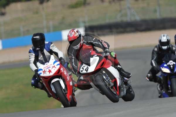 Motorcycle action photographs;donington;donington park leicestershire;donington photographs;event digital images;eventdigitalimages;no limits trackday;peter wileman photography;trackday;trackday digital images;trackday photos