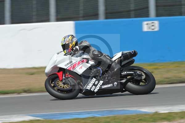 Motorcycle action photographs;donington;donington park leicestershire;donington photographs;event digital images;eventdigitalimages;no limits trackday;peter wileman photography;trackday;trackday digital images;trackday photos