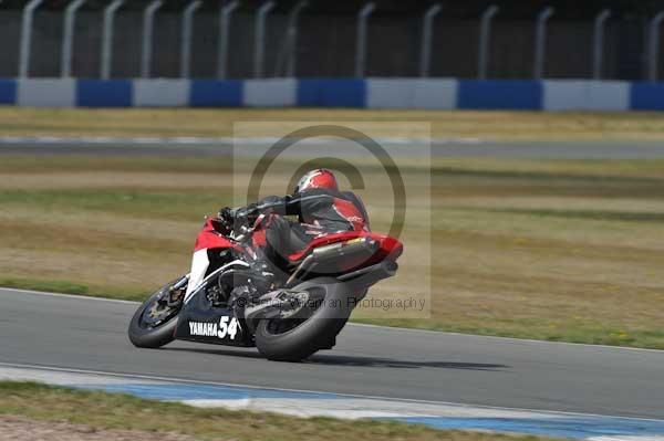 Motorcycle action photographs;donington;donington park leicestershire;donington photographs;event digital images;eventdigitalimages;no limits trackday;peter wileman photography;trackday;trackday digital images;trackday photos