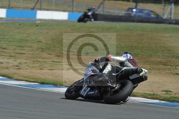 Motorcycle action photographs;donington;donington park leicestershire;donington photographs;event digital images;eventdigitalimages;no limits trackday;peter wileman photography;trackday;trackday digital images;trackday photos