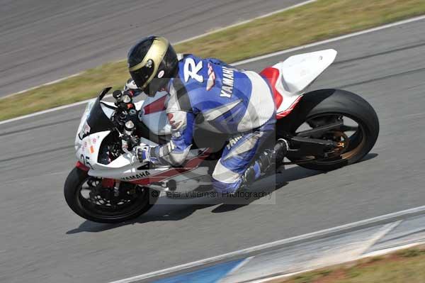 Motorcycle action photographs;donington;donington park leicestershire;donington photographs;event digital images;eventdigitalimages;no limits trackday;peter wileman photography;trackday;trackday digital images;trackday photos