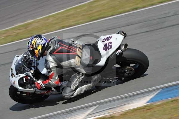 Motorcycle action photographs;donington;donington park leicestershire;donington photographs;event digital images;eventdigitalimages;no limits trackday;peter wileman photography;trackday;trackday digital images;trackday photos