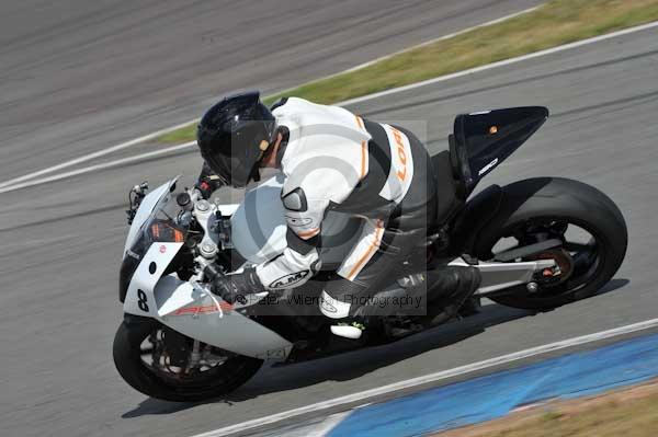 Motorcycle action photographs;donington;donington park leicestershire;donington photographs;event digital images;eventdigitalimages;no limits trackday;peter wileman photography;trackday;trackday digital images;trackday photos