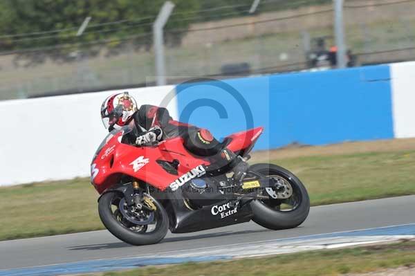 Motorcycle action photographs;donington;donington park leicestershire;donington photographs;event digital images;eventdigitalimages;no limits trackday;peter wileman photography;trackday;trackday digital images;trackday photos