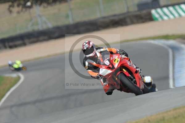 Motorcycle action photographs;donington;donington park leicestershire;donington photographs;event digital images;eventdigitalimages;no limits trackday;peter wileman photography;trackday;trackday digital images;trackday photos