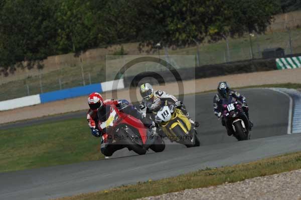 Motorcycle action photographs;donington;donington park leicestershire;donington photographs;event digital images;eventdigitalimages;no limits trackday;peter wileman photography;trackday;trackday digital images;trackday photos