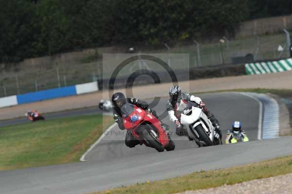 Motorcycle action photographs;donington;donington park leicestershire;donington photographs;event digital images;eventdigitalimages;no limits trackday;peter wileman photography;trackday;trackday digital images;trackday photos