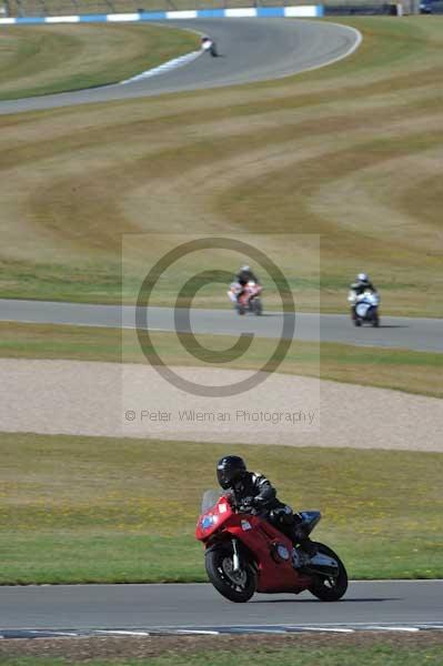 Motorcycle action photographs;donington;donington park leicestershire;donington photographs;event digital images;eventdigitalimages;no limits trackday;peter wileman photography;trackday;trackday digital images;trackday photos