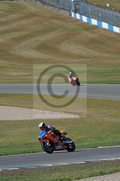 Motorcycle action photographs;donington;donington park leicestershire;donington photographs;event digital images;eventdigitalimages;no limits trackday;peter wileman photography;trackday;trackday digital images;trackday photos