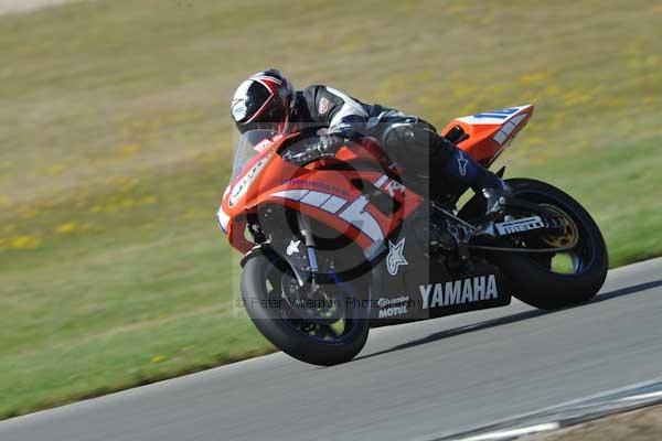 Motorcycle action photographs;donington;donington park leicestershire;donington photographs;event digital images;eventdigitalimages;no limits trackday;peter wileman photography;trackday;trackday digital images;trackday photos