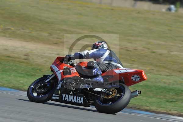 Motorcycle action photographs;donington;donington park leicestershire;donington photographs;event digital images;eventdigitalimages;no limits trackday;peter wileman photography;trackday;trackday digital images;trackday photos