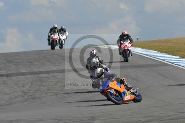 Motorcycle action photographs;donington;donington park leicestershire;donington photographs;event digital images;eventdigitalimages;no limits trackday;peter wileman photography;trackday;trackday digital images;trackday photos