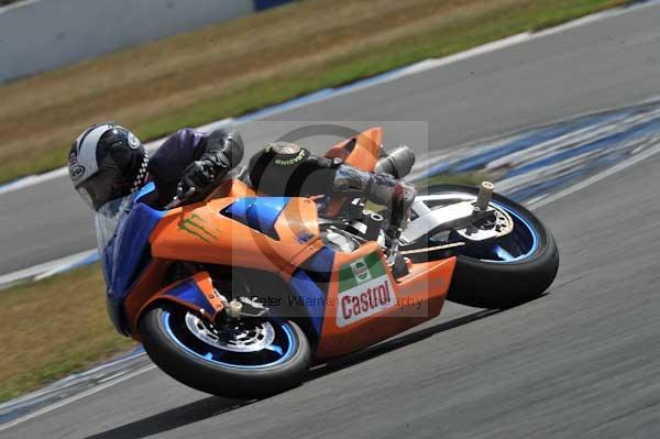 Motorcycle action photographs;donington;donington park leicestershire;donington photographs;event digital images;eventdigitalimages;no limits trackday;peter wileman photography;trackday;trackday digital images;trackday photos