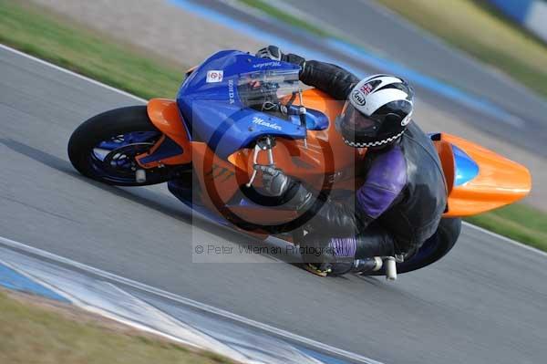 Motorcycle action photographs;donington;donington park leicestershire;donington photographs;event digital images;eventdigitalimages;no limits trackday;peter wileman photography;trackday;trackday digital images;trackday photos