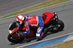 Motorcycle-action-photographs;donington;donington-park-leicestershire;donington-photographs;event-digital-images;eventdigitalimages;no-limits-trackday;peter-wileman-photography;trackday;trackday-digital-images;trackday-photos