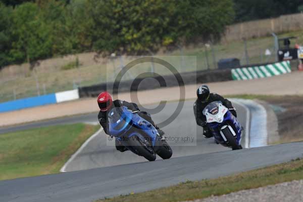 Motorcycle action photographs;donington;donington park leicestershire;donington photographs;event digital images;eventdigitalimages;no limits trackday;peter wileman photography;trackday;trackday digital images;trackday photos