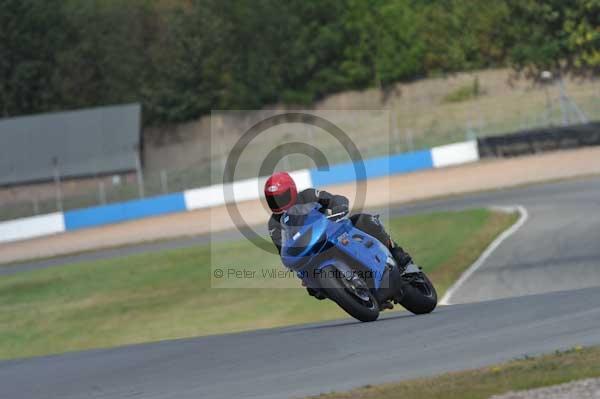 Motorcycle action photographs;donington;donington park leicestershire;donington photographs;event digital images;eventdigitalimages;no limits trackday;peter wileman photography;trackday;trackday digital images;trackday photos