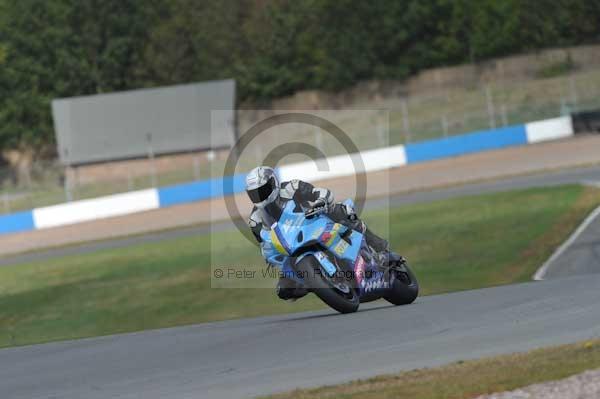 Motorcycle action photographs;donington;donington park leicestershire;donington photographs;event digital images;eventdigitalimages;no limits trackday;peter wileman photography;trackday;trackday digital images;trackday photos