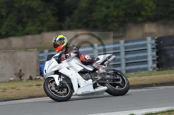 Motorcycle action photographs;donington;donington park leicestershire;donington photographs;event digital images;eventdigitalimages;no limits trackday;peter wileman photography;trackday;trackday digital images;trackday photos