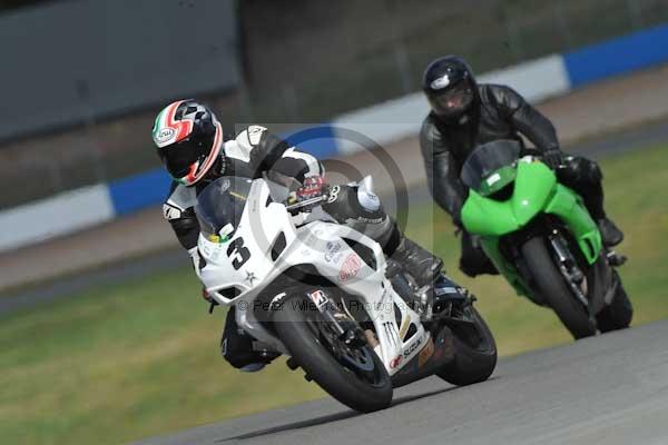 Motorcycle action photographs;donington;donington park leicestershire;donington photographs;event digital images;eventdigitalimages;no limits trackday;peter wileman photography;trackday;trackday digital images;trackday photos