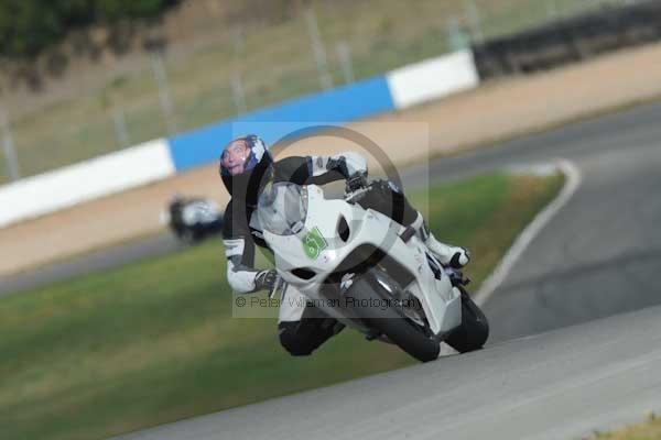 Motorcycle action photographs;donington;donington park leicestershire;donington photographs;event digital images;eventdigitalimages;no limits trackday;peter wileman photography;trackday;trackday digital images;trackday photos