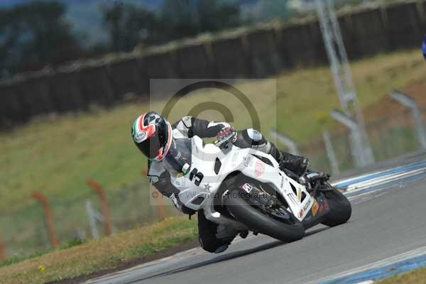 Motorcycle action photographs;donington;donington park leicestershire;donington photographs;event digital images;eventdigitalimages;no limits trackday;peter wileman photography;trackday;trackday digital images;trackday photos