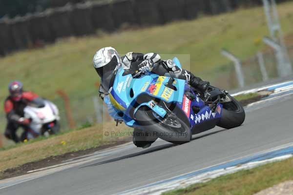 Motorcycle action photographs;donington;donington park leicestershire;donington photographs;event digital images;eventdigitalimages;no limits trackday;peter wileman photography;trackday;trackday digital images;trackday photos