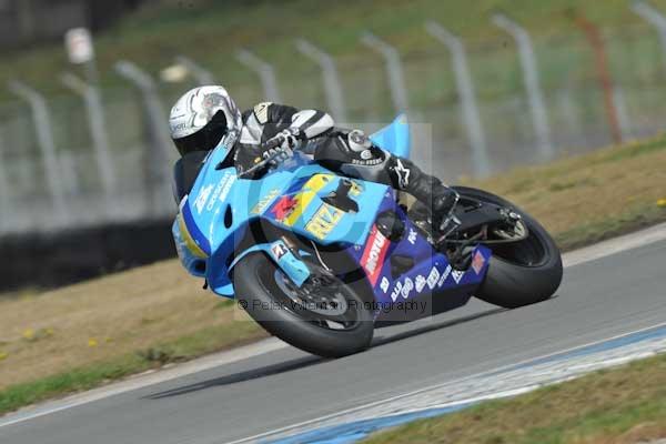 Motorcycle action photographs;donington;donington park leicestershire;donington photographs;event digital images;eventdigitalimages;no limits trackday;peter wileman photography;trackday;trackday digital images;trackday photos