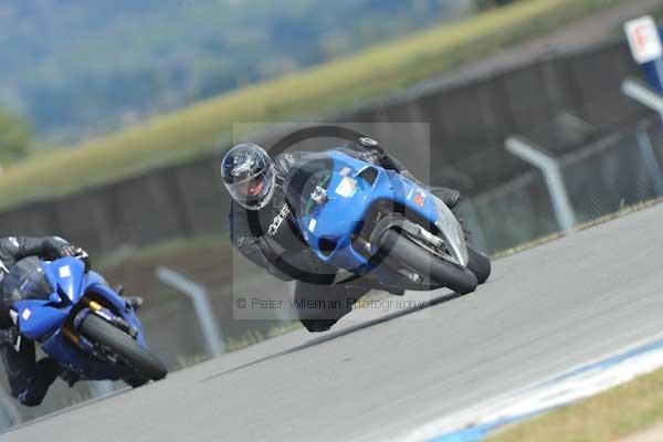 Motorcycle action photographs;donington;donington park leicestershire;donington photographs;event digital images;eventdigitalimages;no limits trackday;peter wileman photography;trackday;trackday digital images;trackday photos