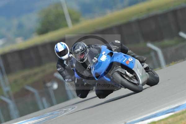 Motorcycle action photographs;donington;donington park leicestershire;donington photographs;event digital images;eventdigitalimages;no limits trackday;peter wileman photography;trackday;trackday digital images;trackday photos